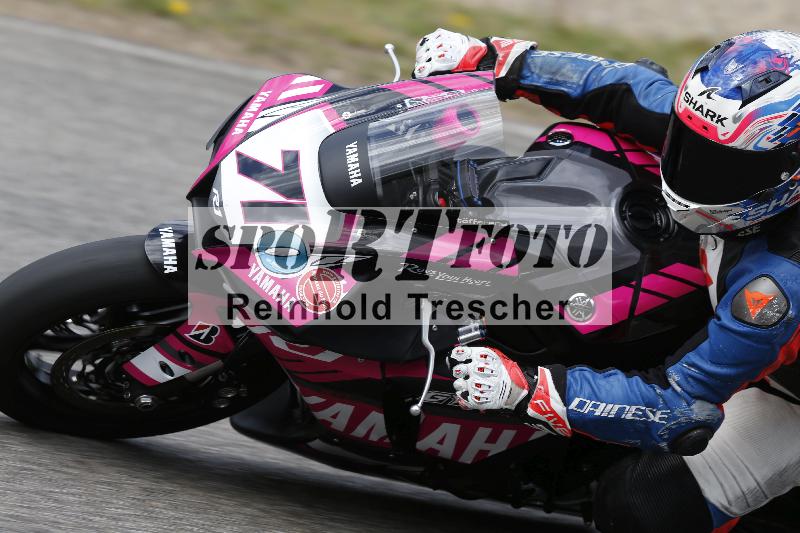 /09 19.04.2026  Caremotion get faster ADR/Gruppe rot/710